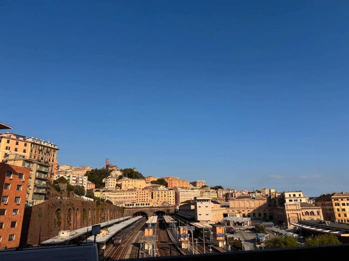 Appartamento trilocale in vendita in Salita San Rocco, Lagaccio, Genova