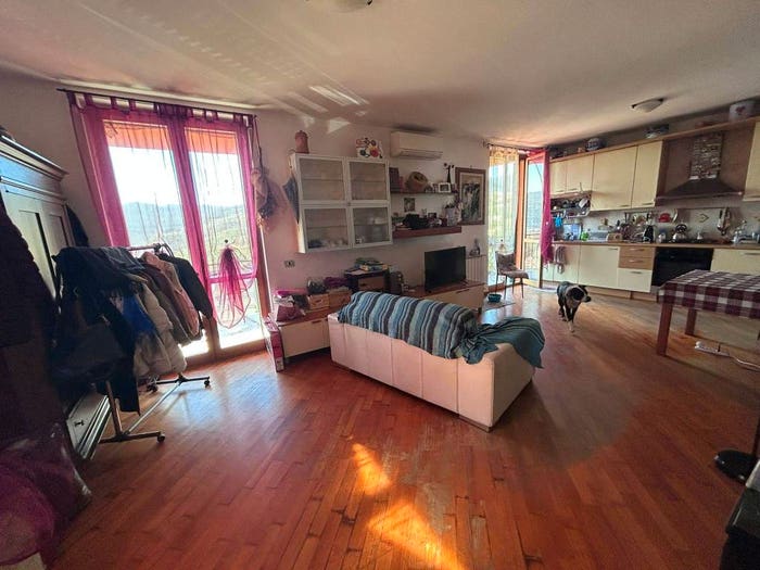 Appartamento trilocale in vendita in Montalbano Valdurasca, La Spezia
