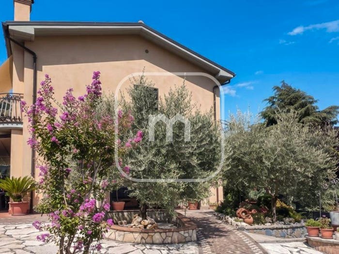 Casa quadrilocale in vendita in Via Fontana delle Cannetacce, Montecompatri, Monte Compatri