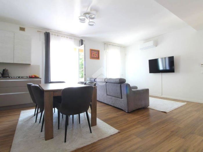 Appartamento quadrilocale in vendita in Centro, Roncade