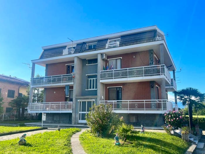 Appartamento trilocale in vendita in Via Felice Carrera, Centro, Leinì