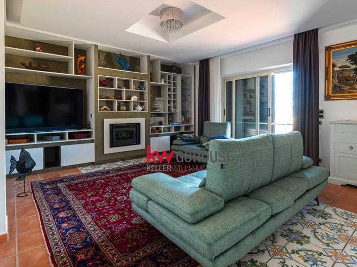 Casa con 6 locali in vendita in Contrada San Pietro, Castellabate