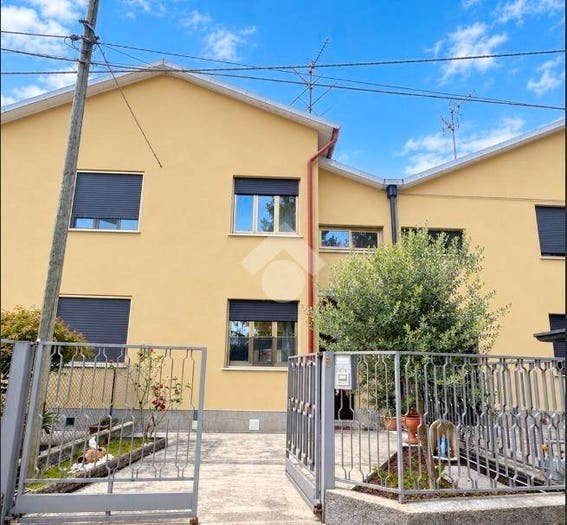 Casa trilocale in vendita in Via Allodola, Bolladello Peveranza, Cairate