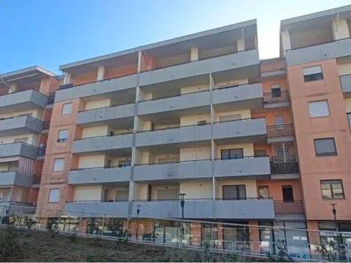 Appartamento quadrilocale in vendita in Via Di Sotto, Colli Innamorati Madonna, Pescara