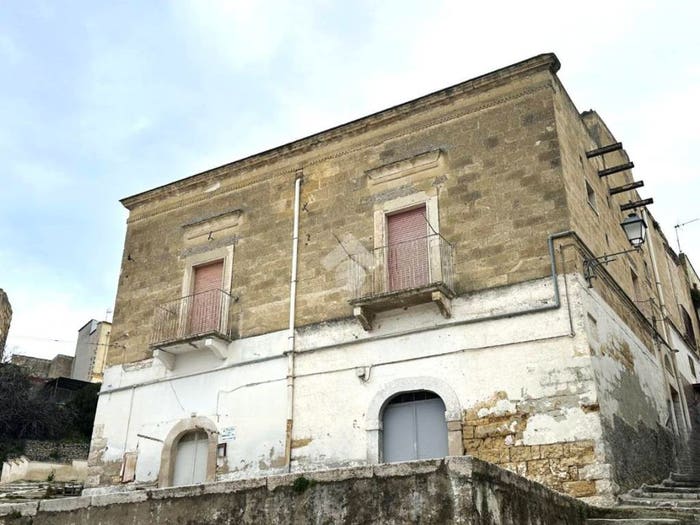 Casa quadrilocale in vendita in Vcl Amerigo Vespucci, Centro, Canosa di Puglia