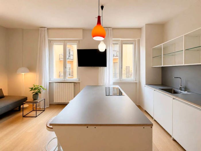 Appartamento bilocale in vendita in Via Carlo Tenca, Repubblica, Milano