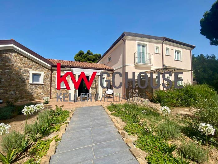 Casa con 6 locali in vendita in Corso Beato Simeone, Santa Maria, Castellabate