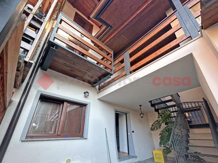 Casa trilocale in vendita in Vicolo del portico, Montrigiasco, Arona