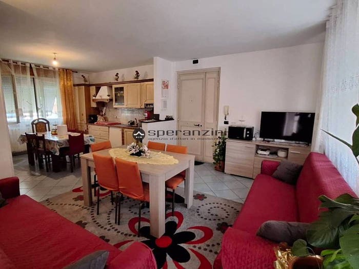 Appartamento quadrilocale in vendita in via Flaminia, Lucrezia, Cartoceto