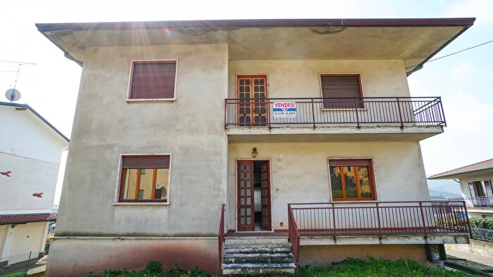 Casa quadrilocale in vendita in Via Mezzavilla, Monteforte D'Alpone