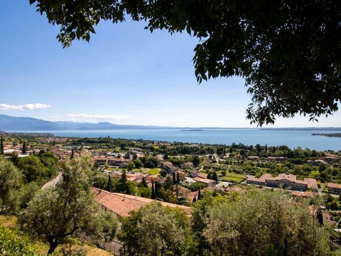 Casa trilocale in vendita in Via Monte, Centro, Padenghe sul Garda