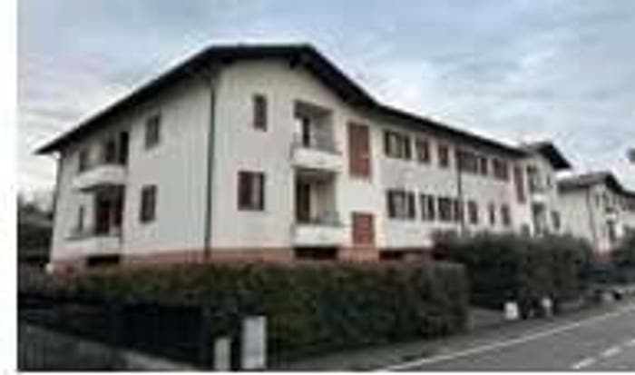 Appartamento trilocale in vendita in Via Papa Giovanni Paolo II, Lomazzo