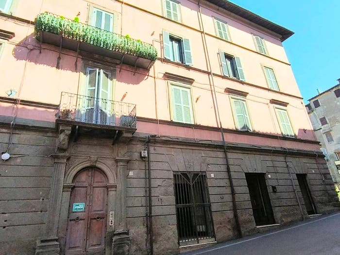 Appartamento con 5 locali in vendita in Corso Giacomo Matteotti, Vignanello