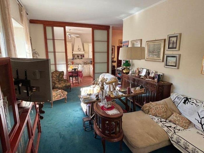 Appartamento trilocale in vendita in Via Ovada, Famagosta, Milano