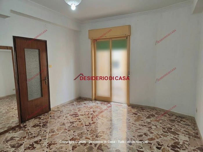 Appartamento con 5 locali in vendita in Via Guadagna, Oreto Perez, Palermo
