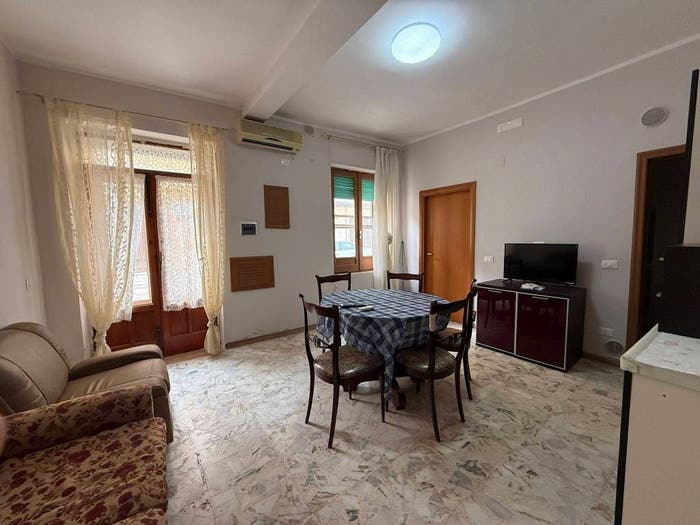 Appartamento trilocale in vendita in Via Alessandro Manzoni, Centro, Lesina