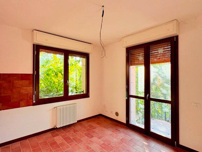 Casa con 5 locali in vendita in Via M C Ascari, Centro, San Felice sul Panaro