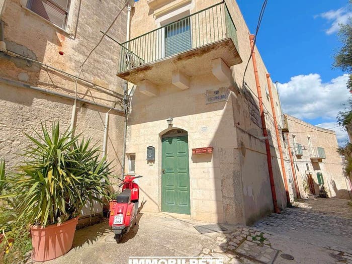 Appartamento trilocale in vendita in Vico San Leonardo, Centro, Matera