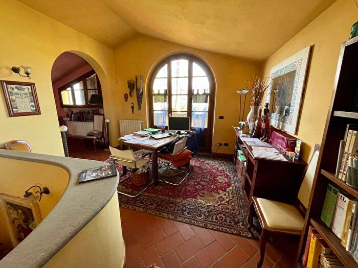 Appartamento trilocale in vendita in Via Aprile, Cantagrillo Casalguidi, Serravalle Pistoiese