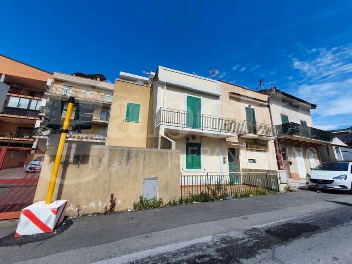 Appartamento bilocale in vendita in Località San Michele, Giostra, Messina