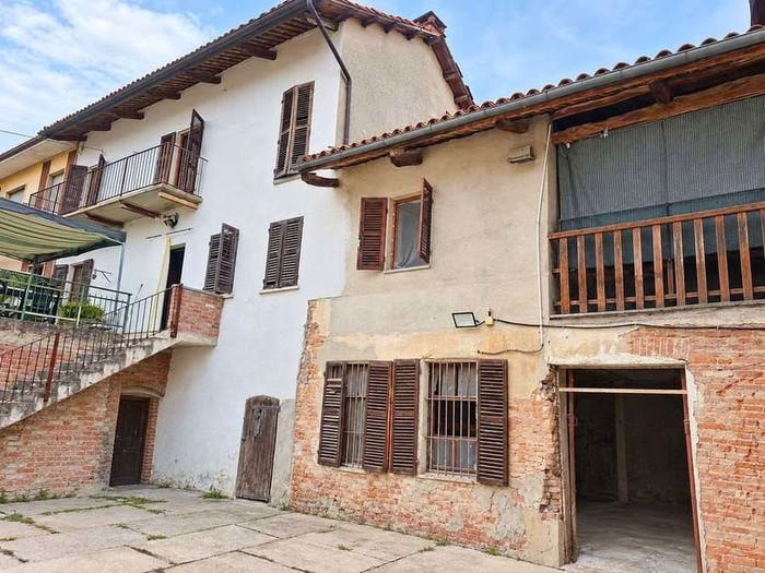 Casa con 5 locali in vendita in Via Cesare Battisti, Villa San Secondo