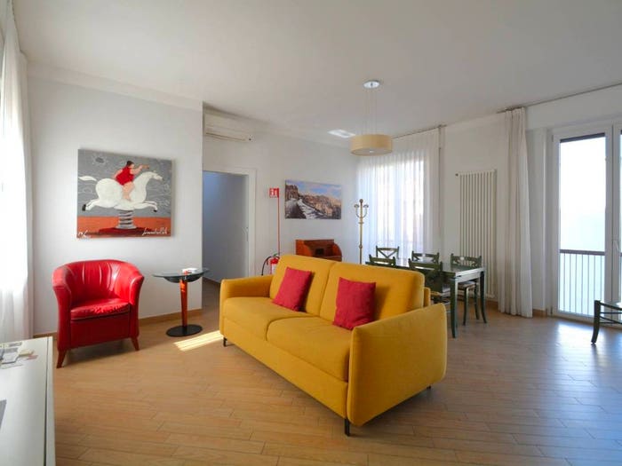 Appartamento con 6 locali in vendita in Via Lucana, Centro, Matera