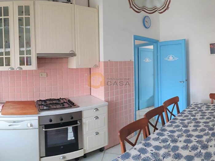 Appartamento trilocale in vendita in Via San Martino, Viareggio