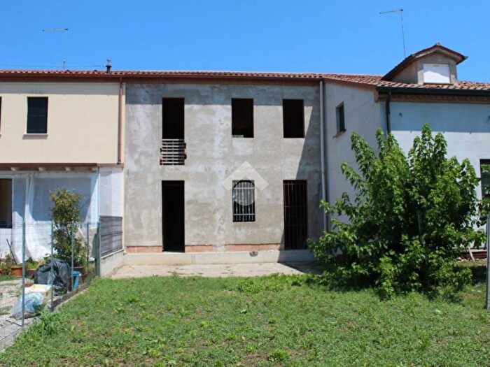 Casa trilocale in vendita in via pozze, Centro, Cartura