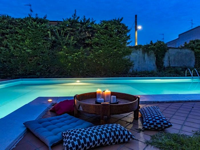 Casa con 6 locali in vendita in Via Bezzecca, Centro, Castano Primo