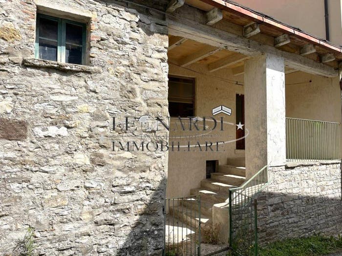 Appartamento con 5 locali in vendita in Badia Tedalda