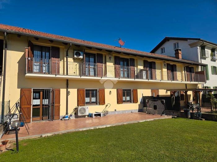Casa con 5 locali in vendita in Cascina Ca Bianca, Poirino