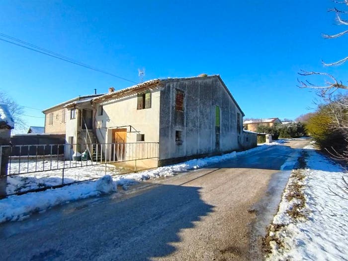 Casa con 6 locali in vendita in via pozzoline, Monte Porzio