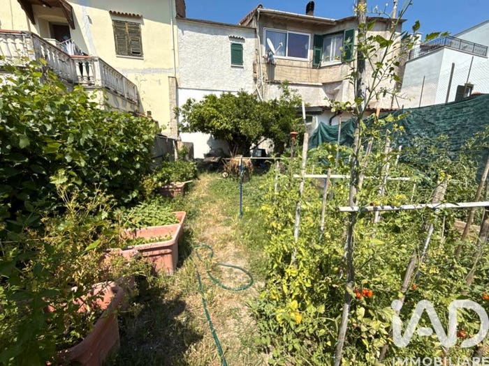 Casa monolocale in vendita in Via Via al Piemonte, Centro, Albenga