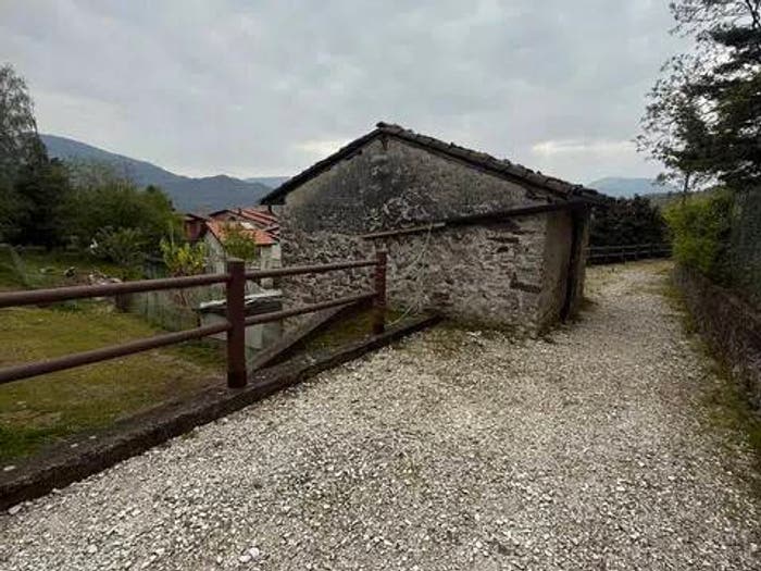 Casa bilocale in vendita in Via Bonomi SNC, Centro, BrissagoValtravaglia