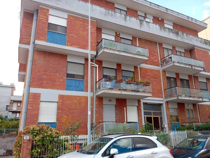 Appartamento quadrilocale in vendita in Via degli Etruschi, Piccarello, Latina