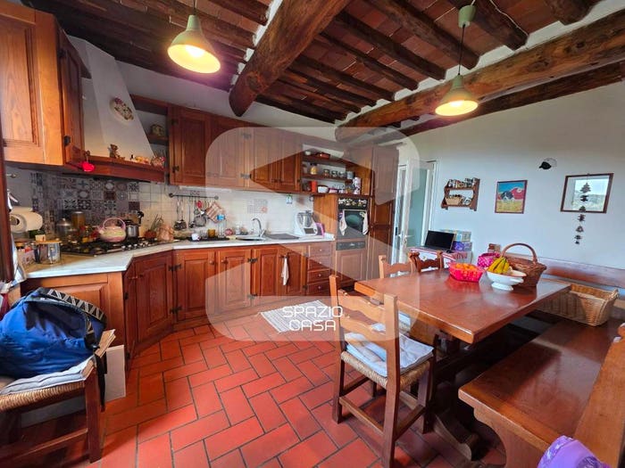 Casa con 6 locali in vendita in Via San Giusto di Brancoli, Brancoleria, Lucca