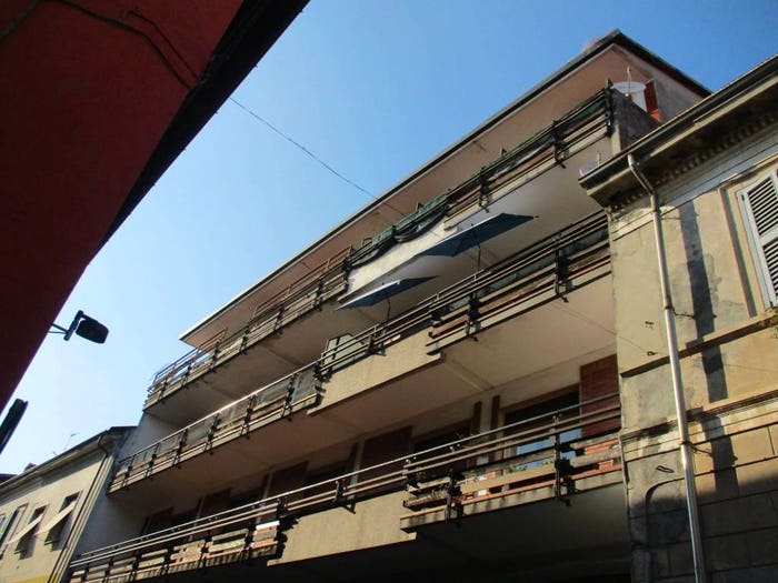 Appartamento trilocale in vendita in Via Roma, Centro, Binago