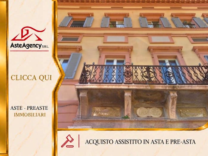 Appartamento trilocale in vendita in Via Antonio Gramsci, Centro Storico, Foligno