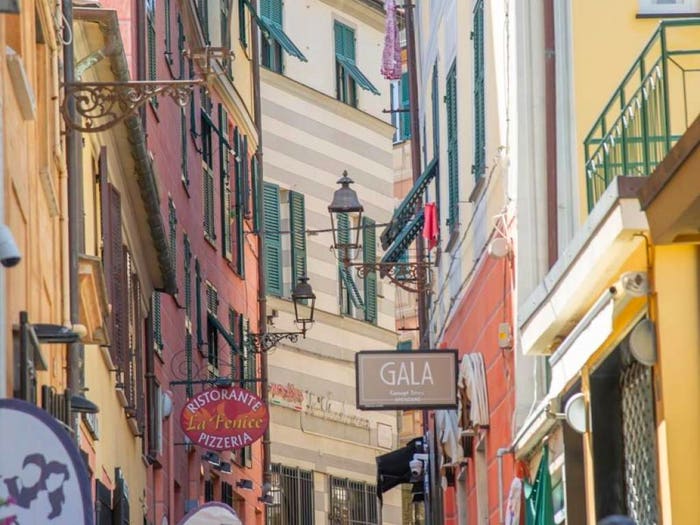 Appartamento con 5 locali in vendita in Via Capitan Romeo, Centro, Arenzano