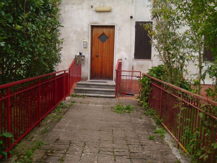 Appartamento con 6 locali in vendita in Via Carpeneta, Carpeneta, Casella