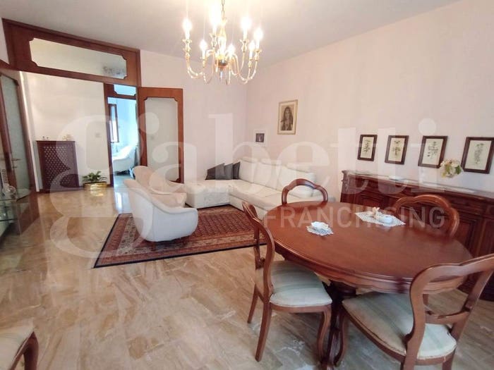 Appartamento con 6 locali in vendita in CAVARZERE via Dei Martiri, Centro, Cavarzere