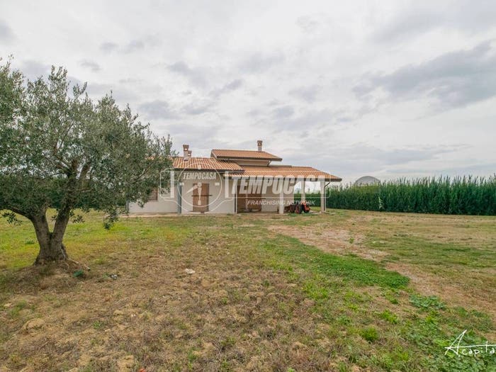 Casa quadrilocale in vendita in Via Parataglio, Martorano Ronta, Cesena