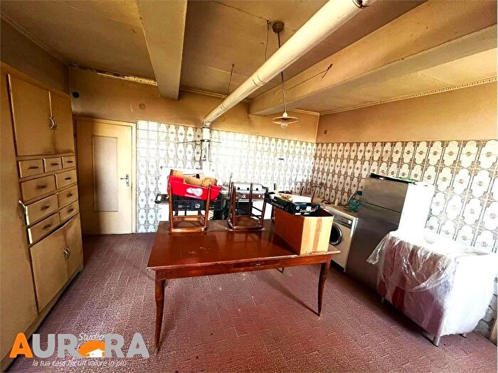 Casa con 10 locali in vendita in Via Cristo, Bomporto