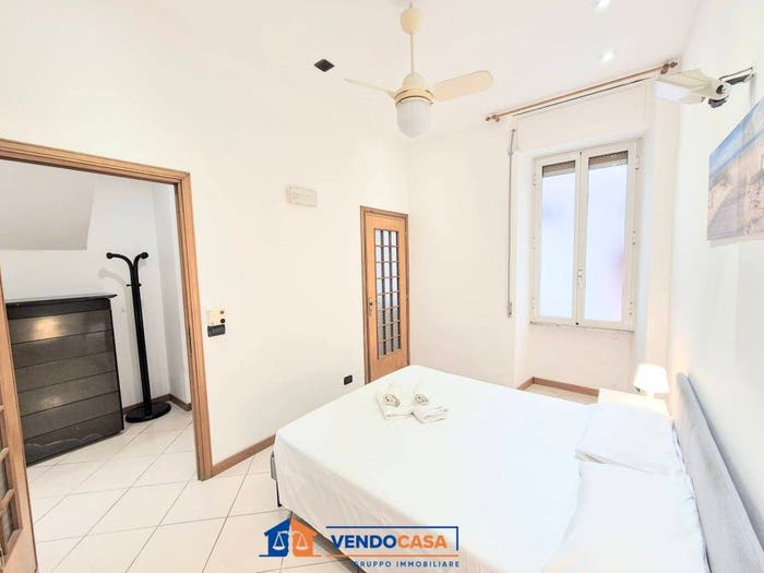 Appartamento trilocale in vendita in Via Domenico Brunenghi, Centro, Finale Ligure