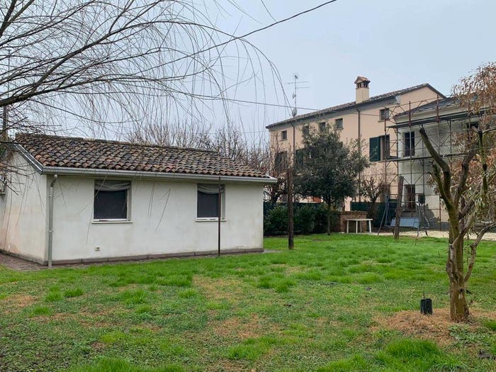 Casa con 6 locali in vendita in Via Reda, Bagnacavallo
