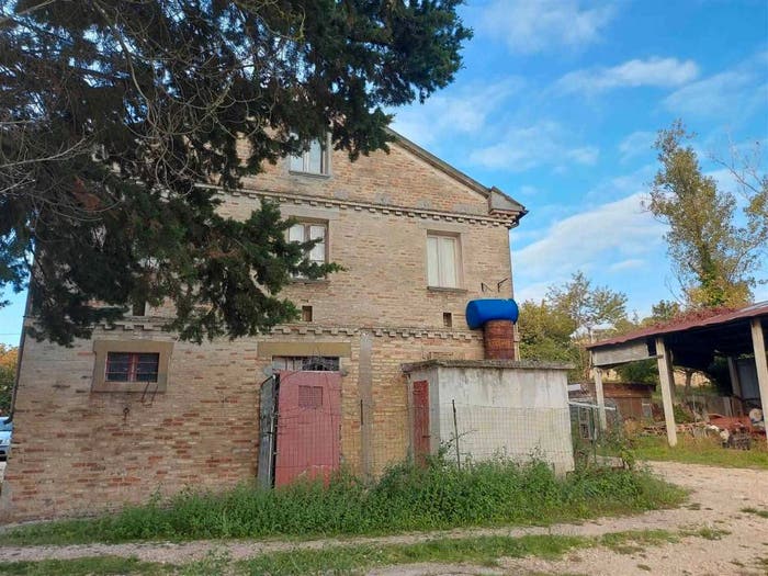 Casa con 6 locali in vendita in CONTRADA SAN VITO, Ostra Vetere