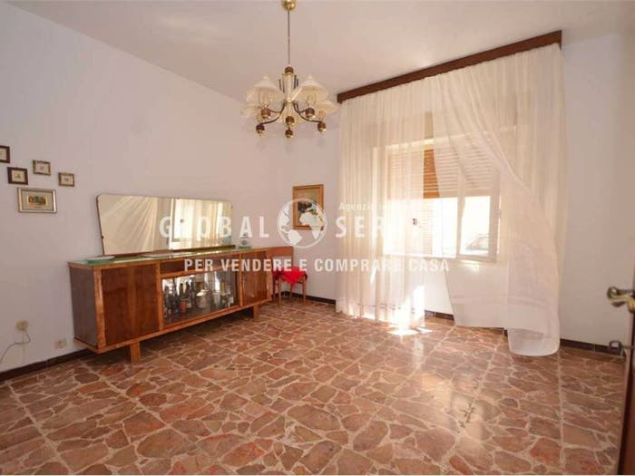 Appartamento con 6 locali in vendita in Via Togliatti, Sant'Agostino, Alghero