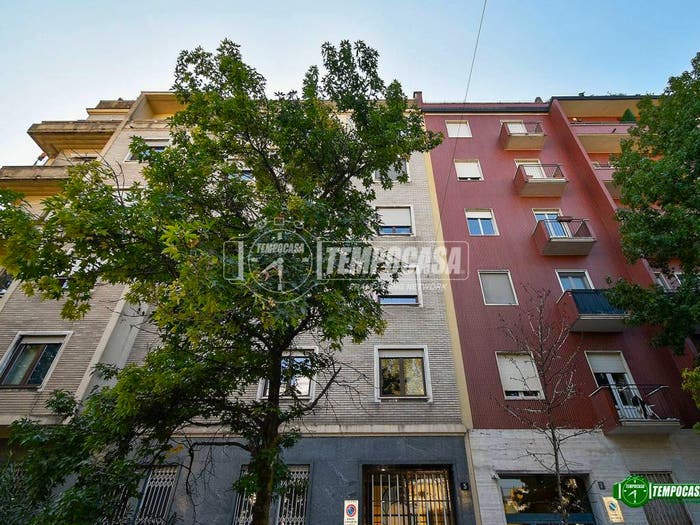 Appartamento trilocale in vendita in Monte Rosa Lotto, Milano