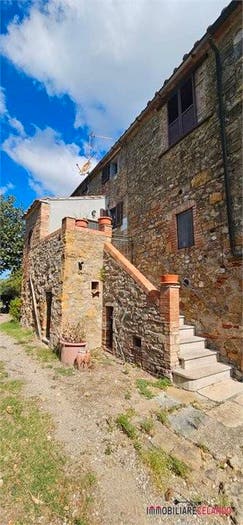 Appartamento quadrilocale in vendita in Centro, Casole d'Elsa