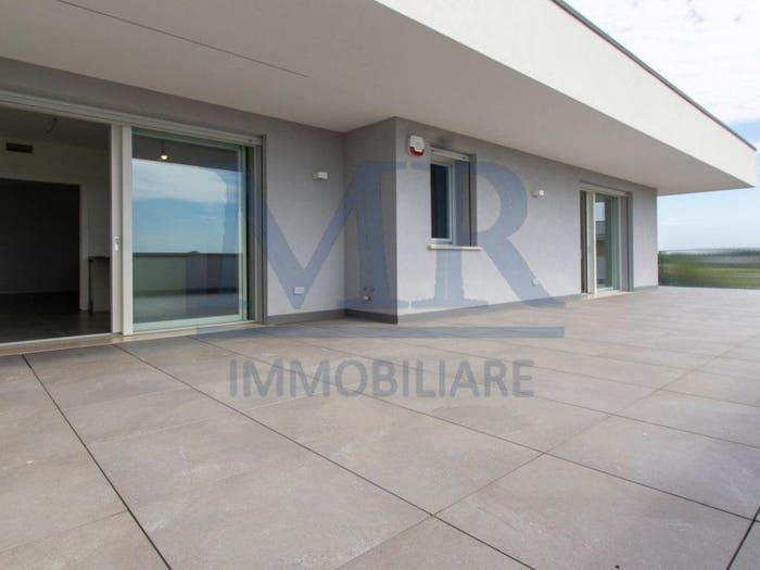 Casa con 5 locali in vendita in via aureliana, Centro, Montegrotto Terme